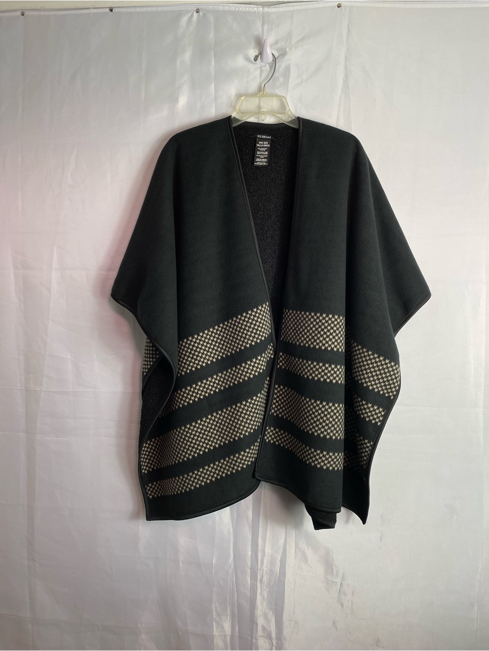 Ike Behar Black Open-Front kimono/poncho